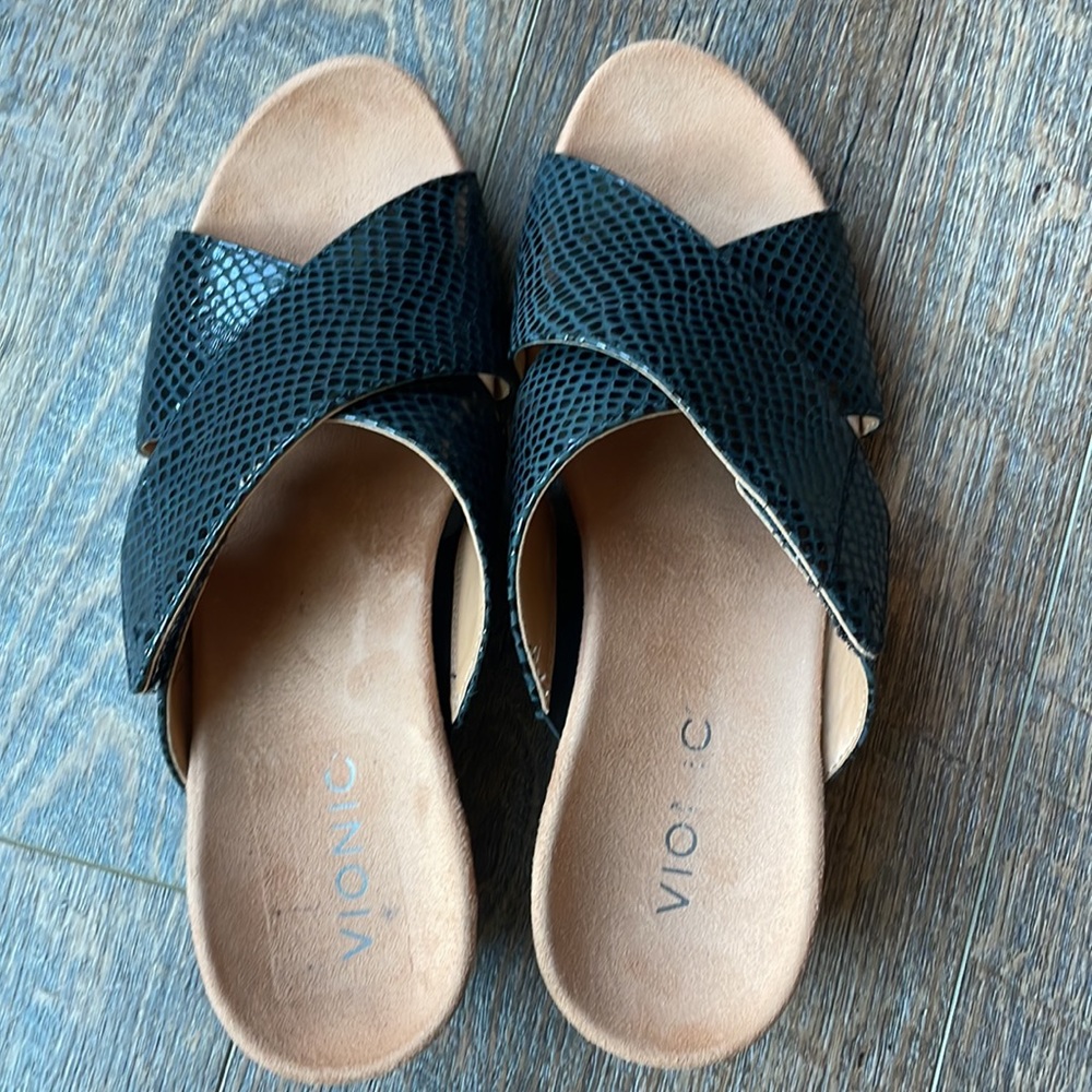 Vionic Letitia Wedge Sandal, Black